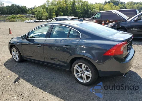 2015 Volvo S60 Premier z USA, uszkodzony, nr VIN YV1612TK4F2363599